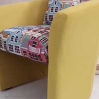 Новое желтое кресло